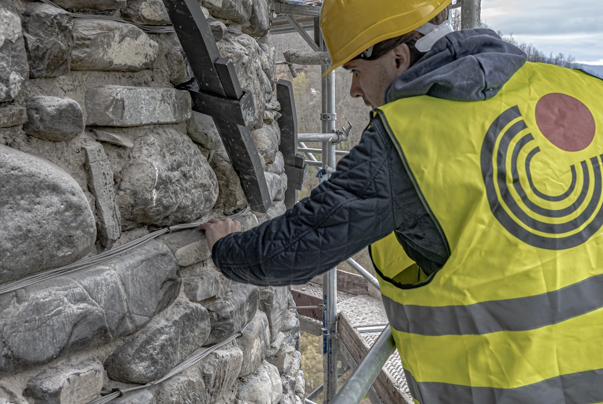 CASTELLO DI COMPIANO - Gallery