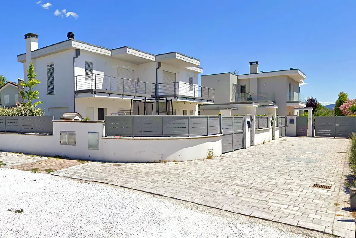 3 UNITÀ IMMOBILIARI - Gallery