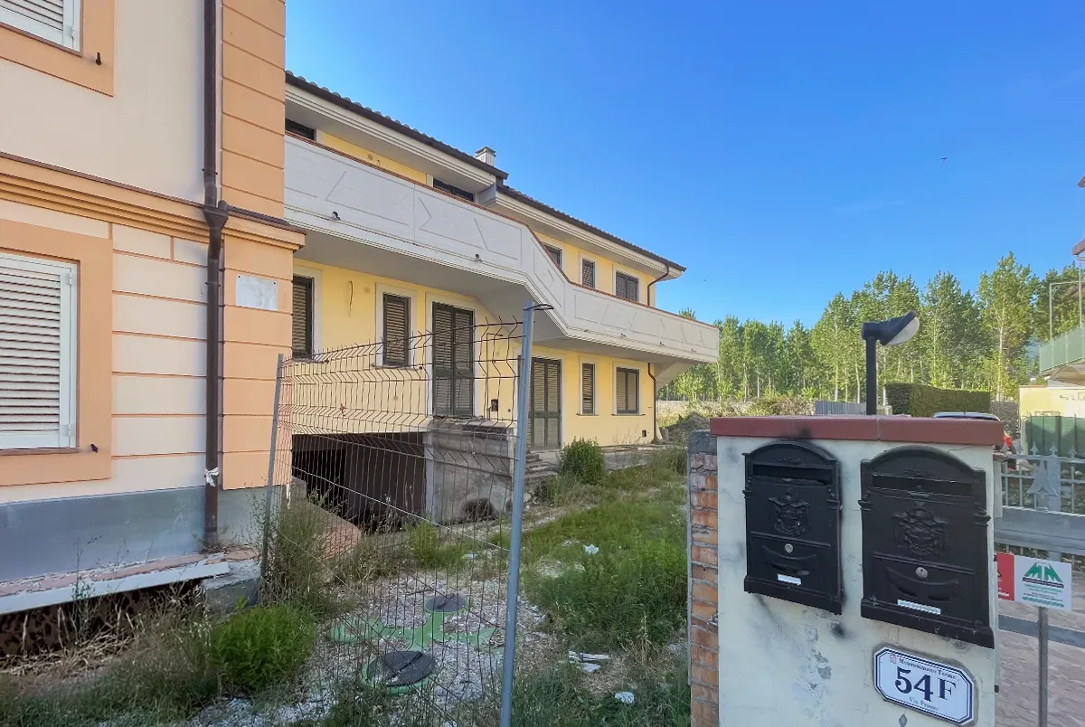 8 unità immobiliari in condominio - Gallery